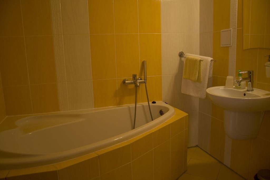 Boutique Penzion Slovenska - Penzion Bella Sicilia Presov Phòng bức ảnh